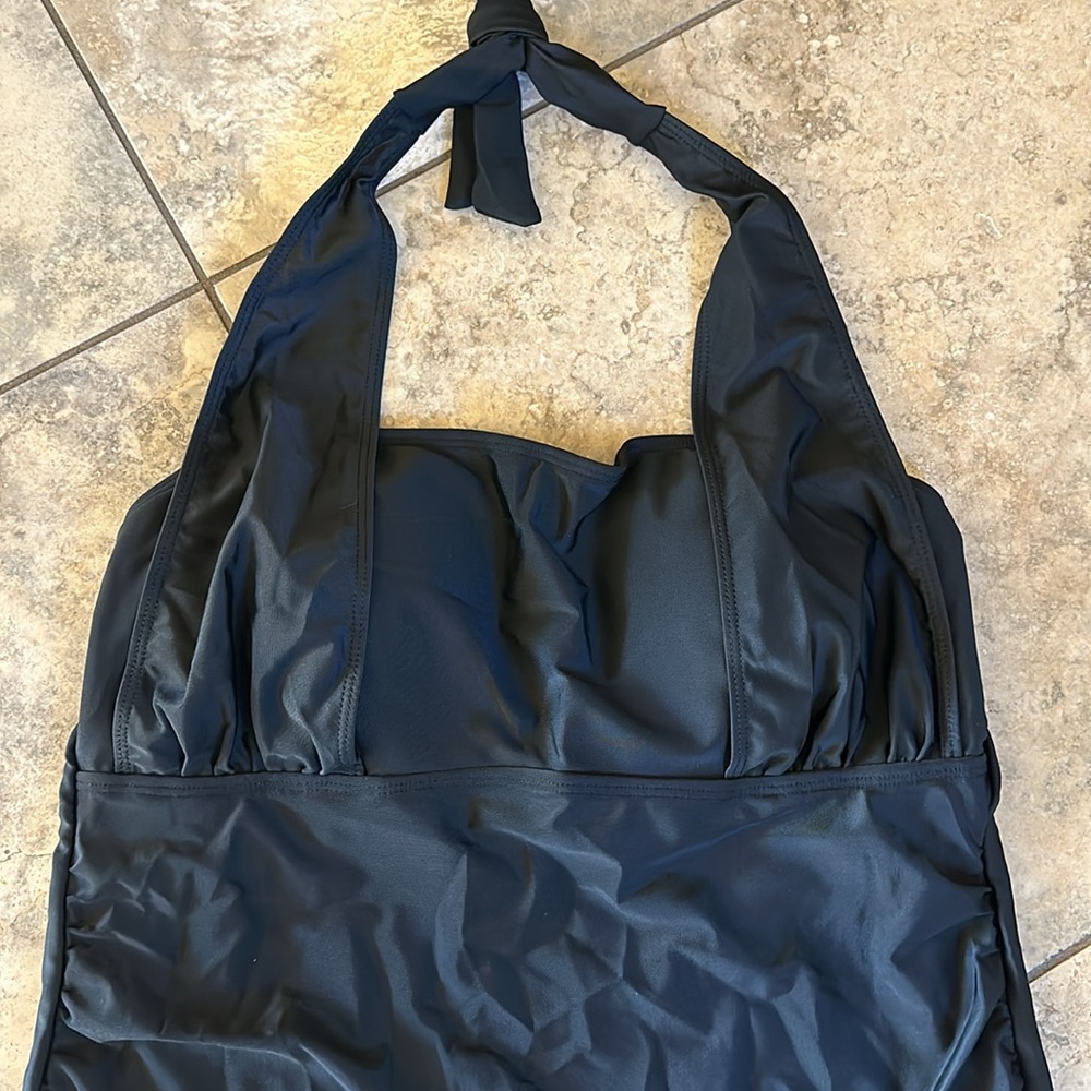 Halter Tankini - Picture 3 of 6